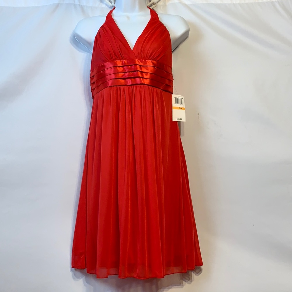 B. Darlin Red Dress